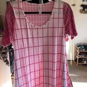 BNWT XS Lularoe Perfect T